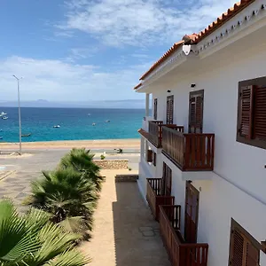 Casa Evora - Luxury And Front Gasthuis Cidade do Maio