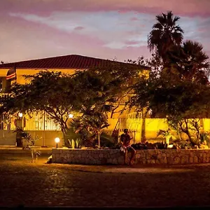 Surf House Hostel Santa Maria