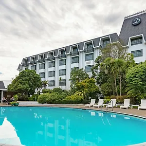 Distinction 4* Rotorua